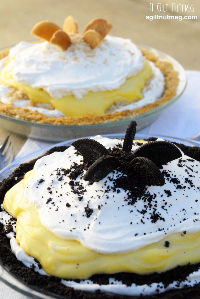 Black and White Banana Cream Pies - agiltnutmeg.com